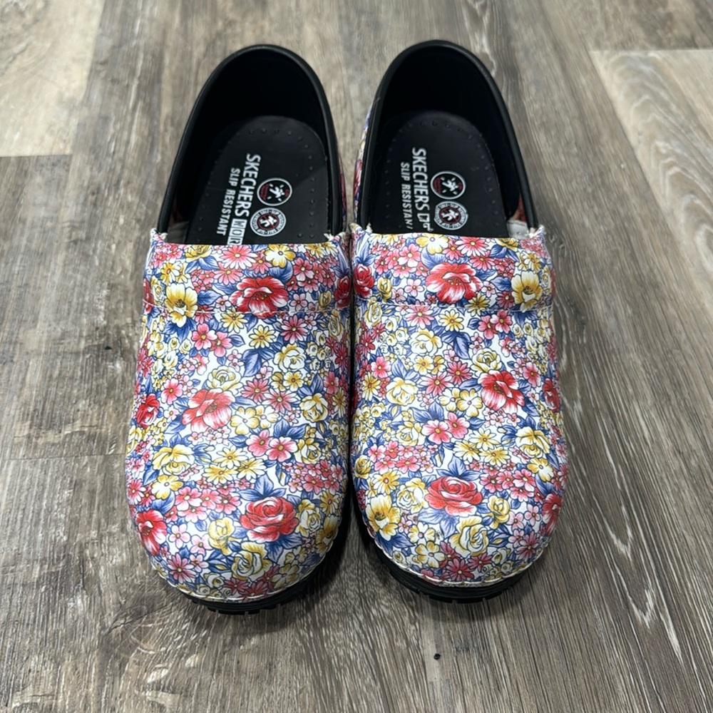 Skechers Floral Printed Slip-On Mules in Red, Yellow, Blue